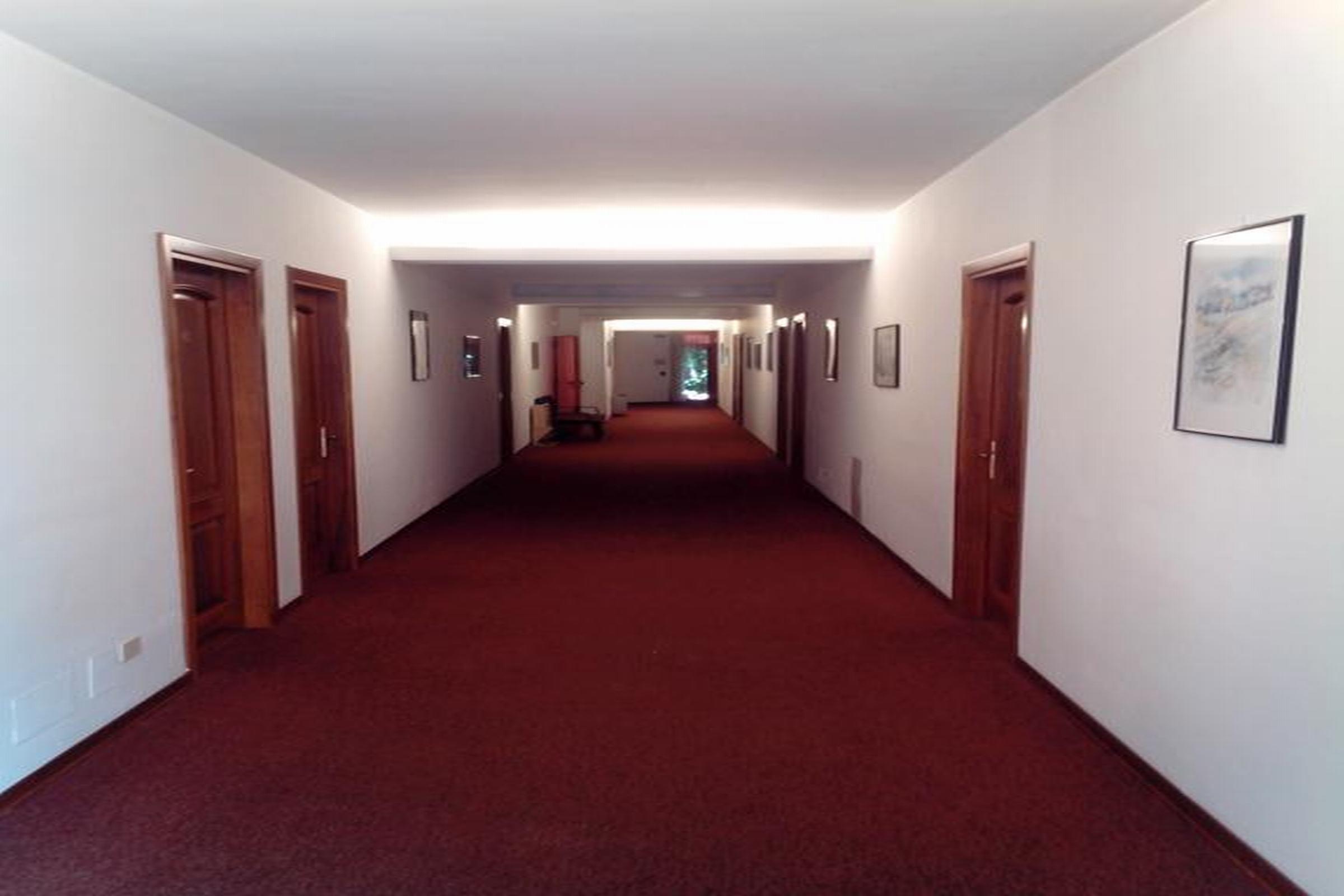 Hotel Niki Tribiano Kültér fotó