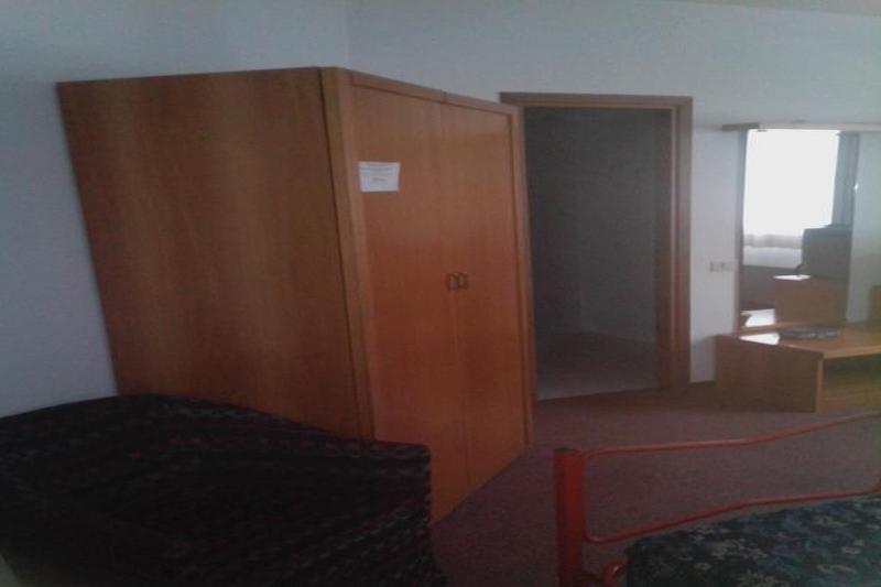 Hotel Niki Tribiano Kültér fotó